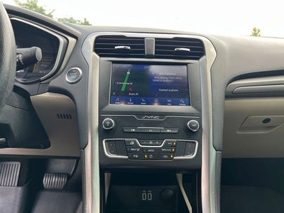 2020 Ford Fusion SE