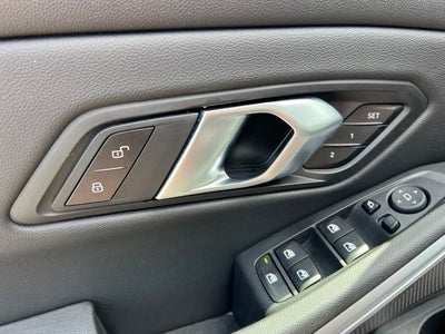 2025 BMW 3 Series 330i