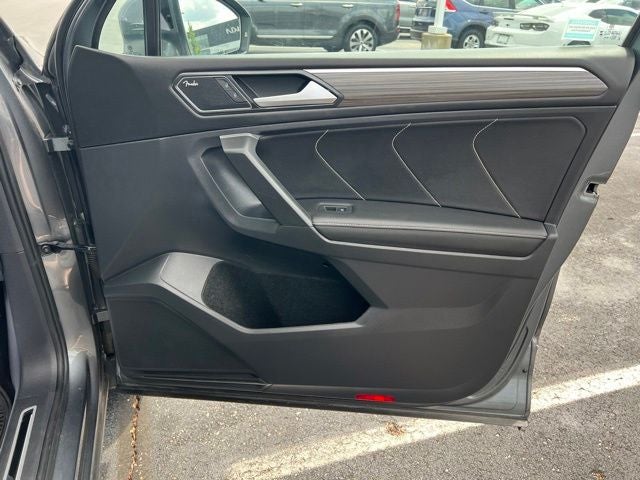 2023 Volkswagen Tiguan 2.0T SEL R-Line