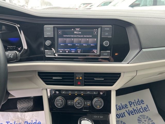 2023 Volkswagen Jetta 1.5T SE