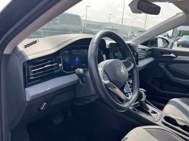 2025 Volkswagen Jetta 1.5T SE