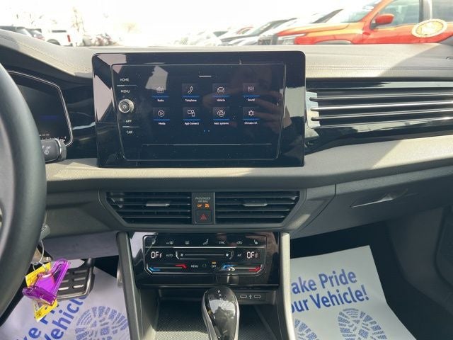 2025 Volkswagen Jetta 1.5T Sport