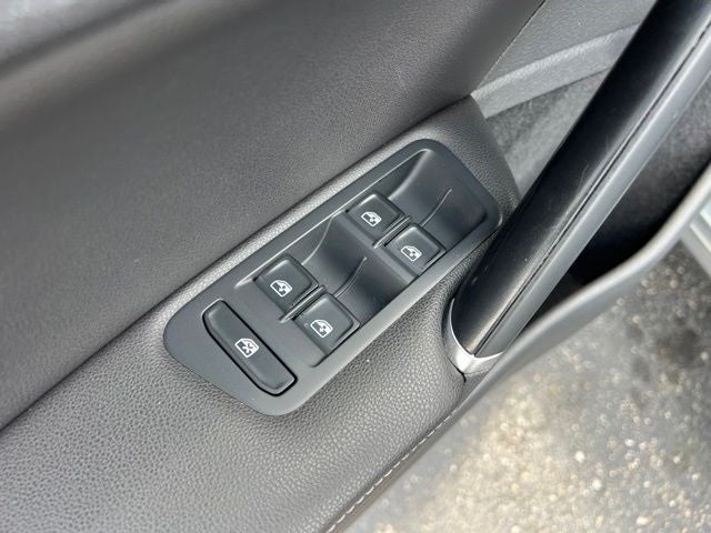2017 Volkswagen Golf SportWagen SE