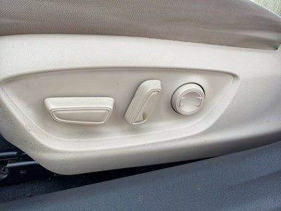 2020 Toyota Camry Hybrid LE