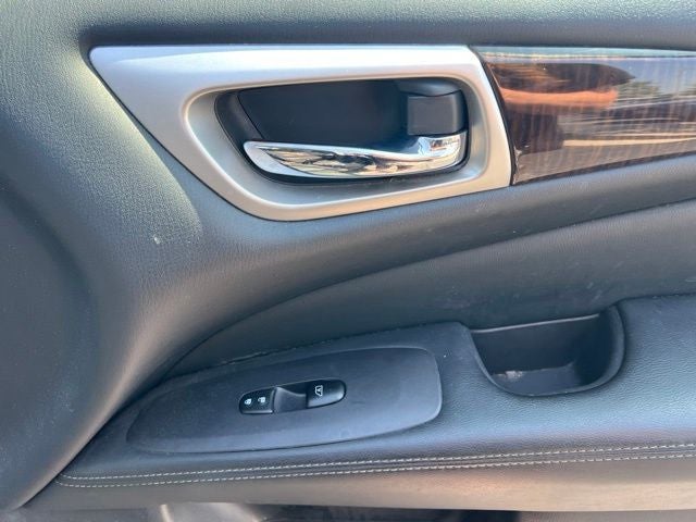 2014 Nissan Pathfinder SL