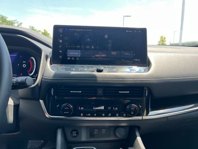 2026 Nissan Rogue SL