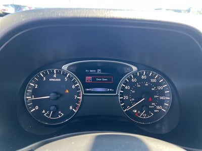 2017 Nissan Pathfinder SV