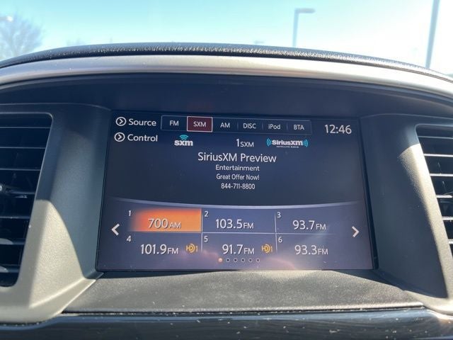 2017 Nissan Pathfinder SV