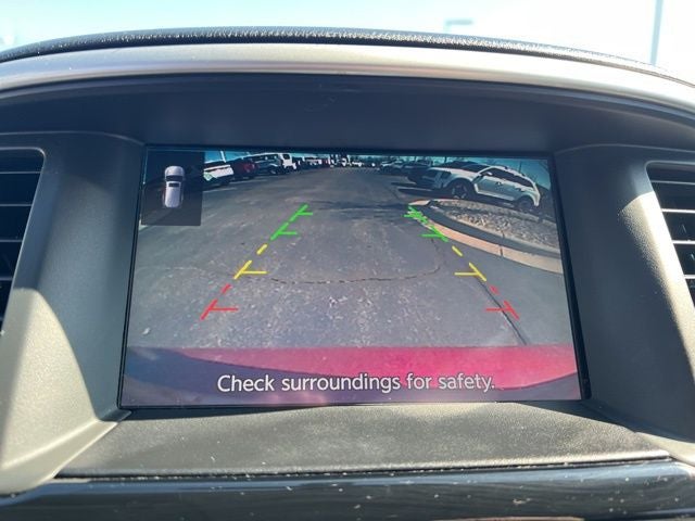 2017 Nissan Pathfinder SV