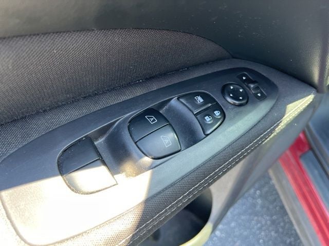 2017 Nissan Pathfinder SV