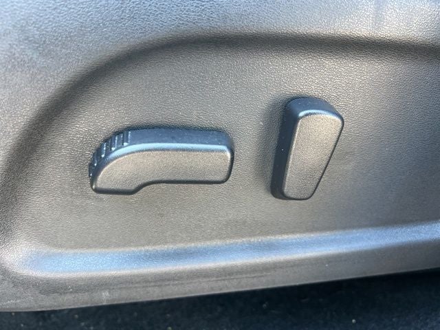 2017 Nissan Pathfinder SV