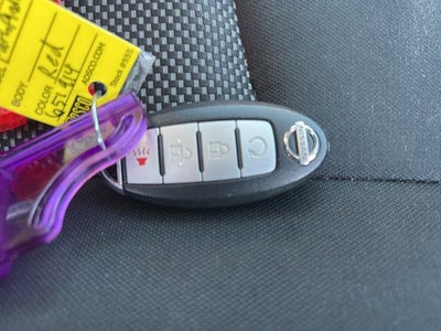 2017 Nissan Pathfinder SV