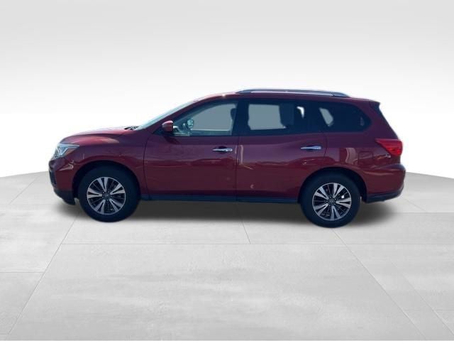 2017 Nissan Pathfinder SV