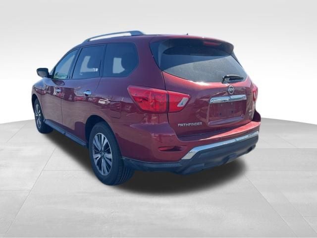 2017 Nissan Pathfinder SV