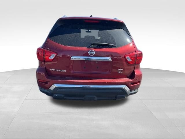 2017 Nissan Pathfinder SV