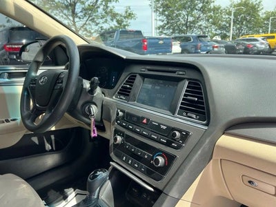 2016 Hyundai Sonata SE