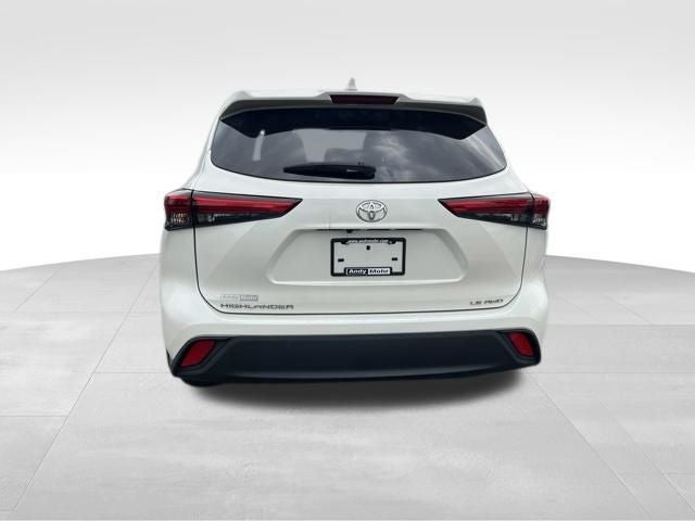 2021 Toyota Highlander LE