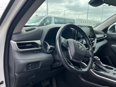 2021 Toyota Highlander LE