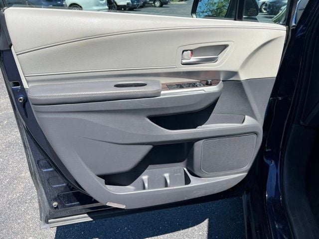 2022 Toyota Sienna XLE 7 Passenger
