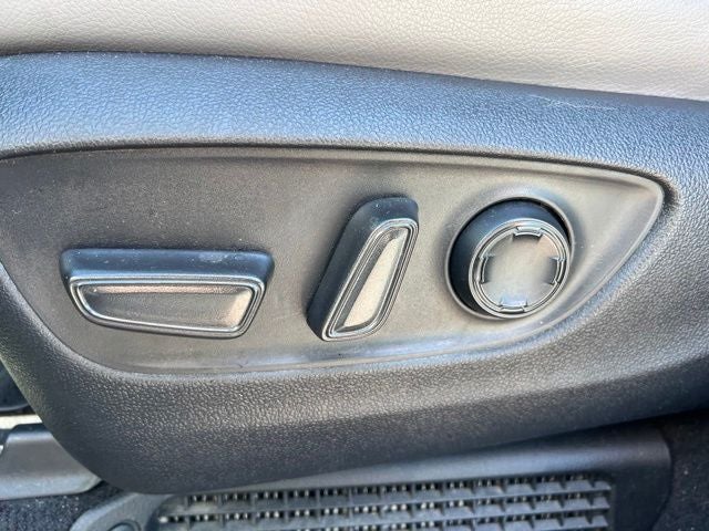 2022 Toyota Sienna XLE 7 Passenger