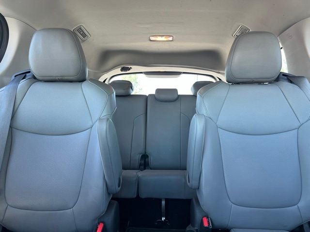 2022 Toyota Sienna XLE 7 Passenger
