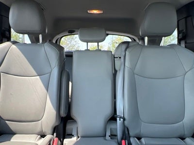 2025 Toyota Sienna XLE 8 Passenger