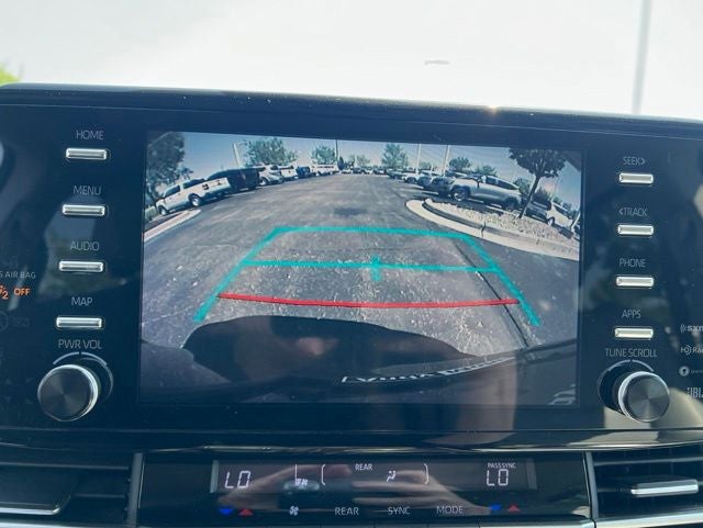 2022 Toyota Sienna XLE 8 Passenger