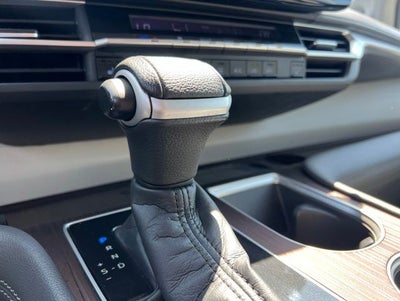 2022 Toyota Sienna XLE 8 Passenger