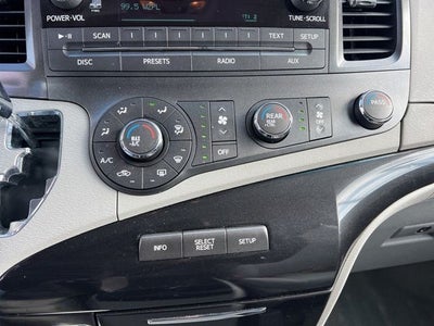 2011 Toyota Sienna LE