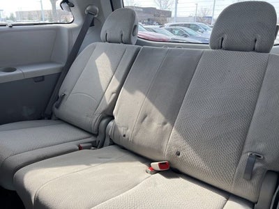 2011 Toyota Sienna LE