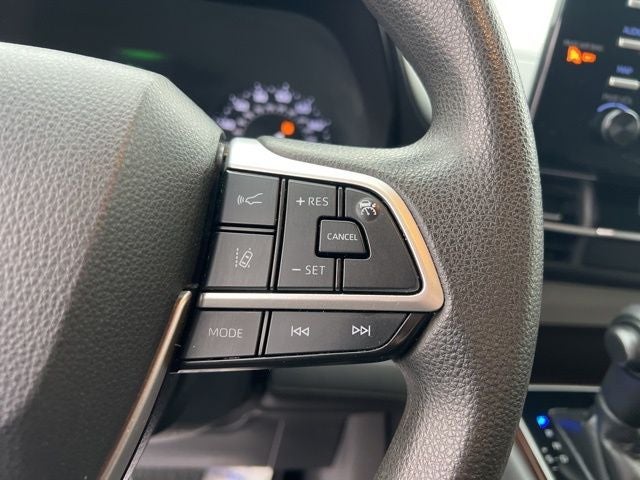 2021 Toyota Sienna LE 8 Passenger