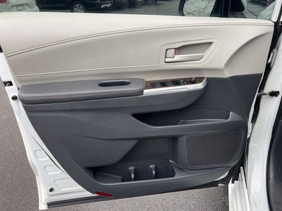 2021 Toyota Sienna LE 8 Passenger