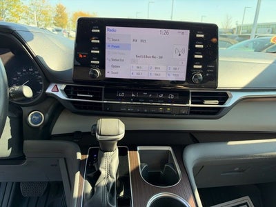 2023 Toyota Sienna XLE 7 Passenger