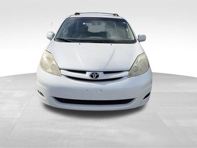 2008 Toyota Sienna XLE