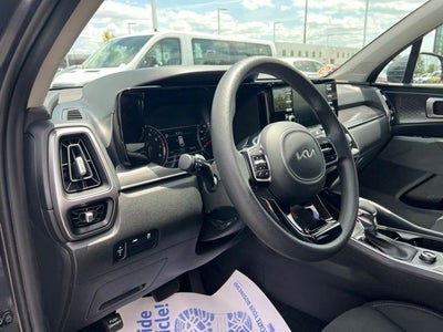 2023 Kia Sorento LX