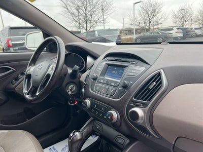 2015 Hyundai Tucson SE