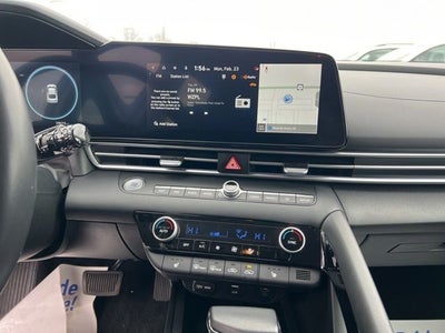 2025 Hyundai Elantra SEL Convenience