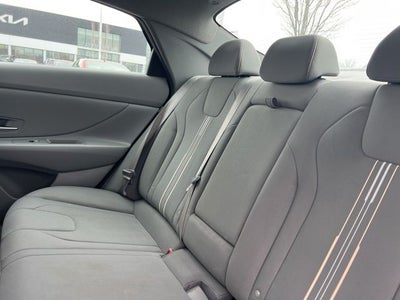 2025 Hyundai Elantra SEL Convenience