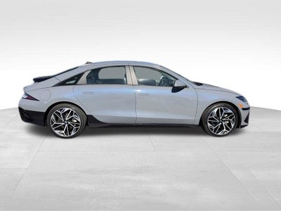 2025 Hyundai IONIQ 6 SEL