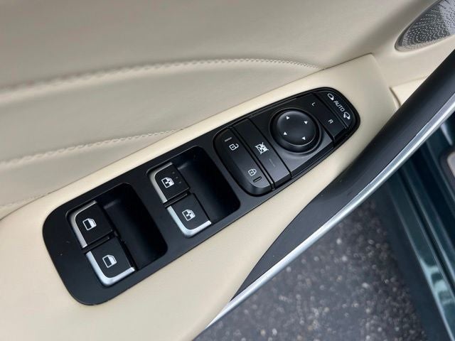 2023 Kia Stinger GT2