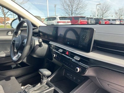 2025 Kia K5 LXS