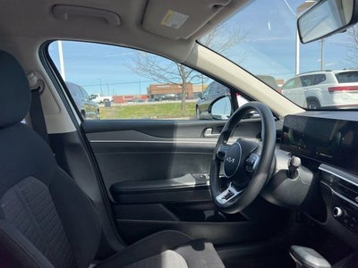 2025 Kia K5 LXS