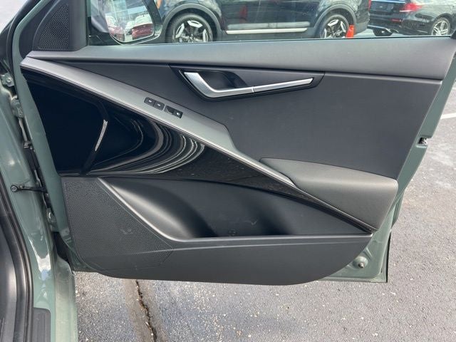 2024 Kia Niro EX Touring