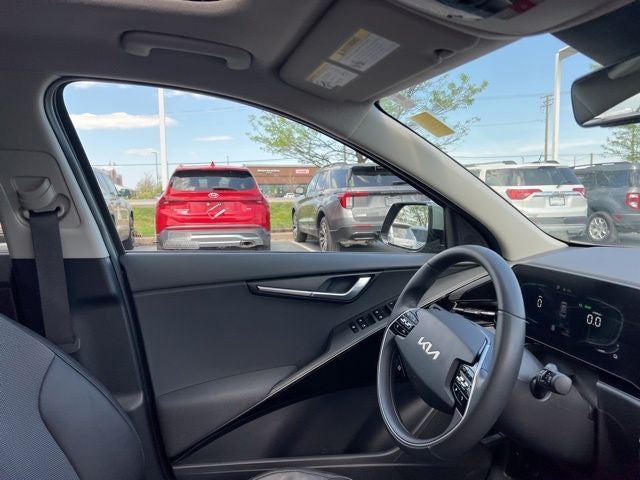 2024 Kia Niro EX Touring