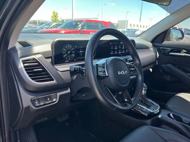 2025 Kia Seltos EX