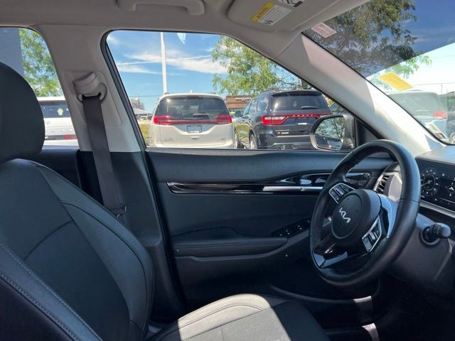 2025 Kia Seltos EX