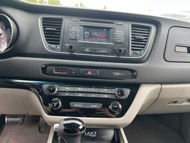2015 Kia Sedona LX