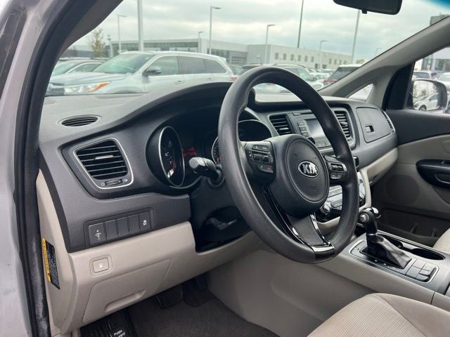 2015 Kia Sedona LX