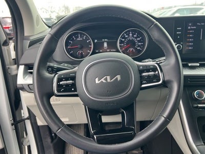 2024 Kia Carnival LX