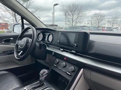 2024 Kia Carnival LX